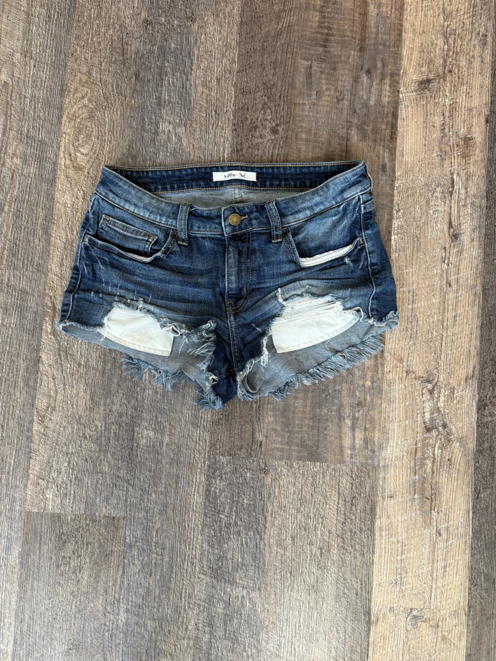 Willow & Root High Rise Distressed Denim Cutoff Shorts Medium Wash L
